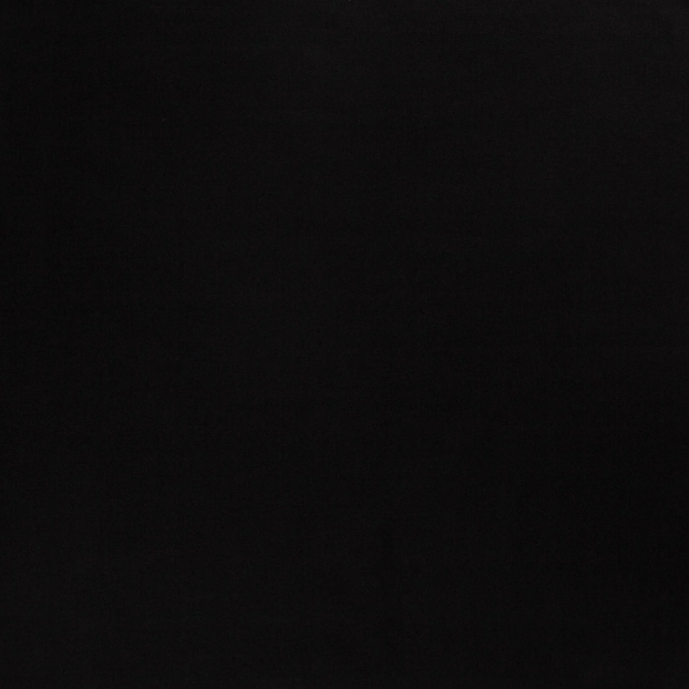 Detail van de matte geweven structuur van zwarte canvas – Atelier KVG