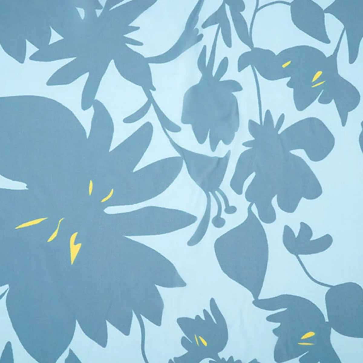 Blauwe bloemenprint van chiffon Vikki met meetlat voor het formaat