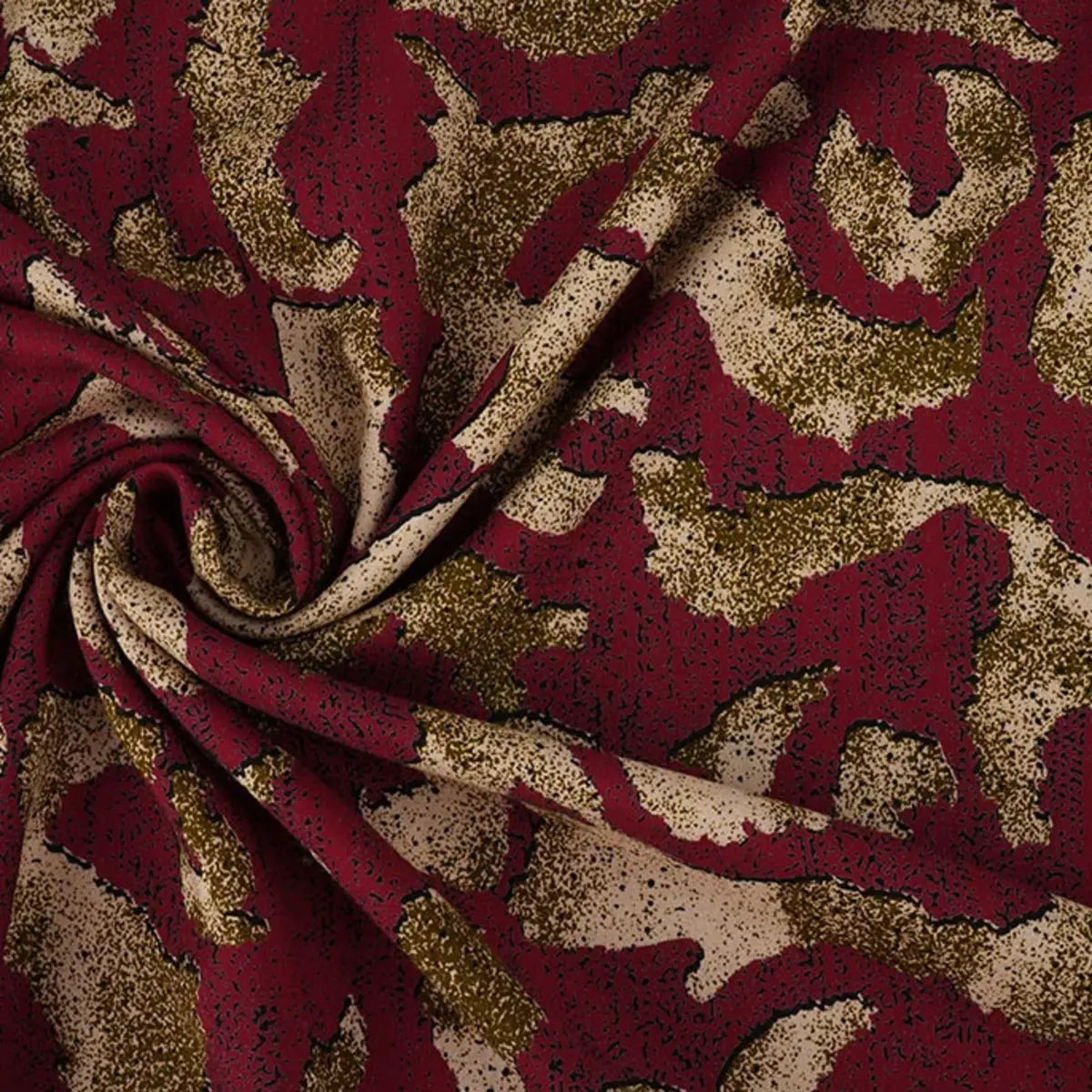 Soepel gedrapeerde viscose met abstract dessin in bordeaux, kaki en ecru