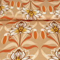 Viscose stof met grote crèmekleurige bloemen en oranje bladeren op een zandkleurige achtergrond
